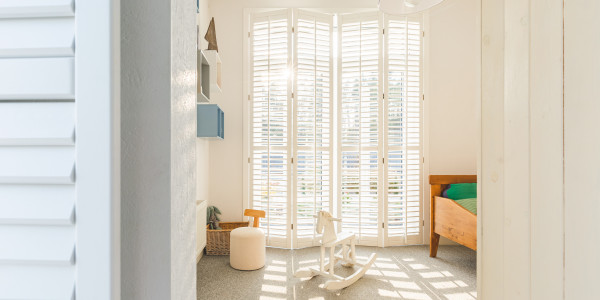 Puertas y Ventanas Insonorizadas de Aluminio / PVC en Lleida · Contraventanas y Persianas a Medida